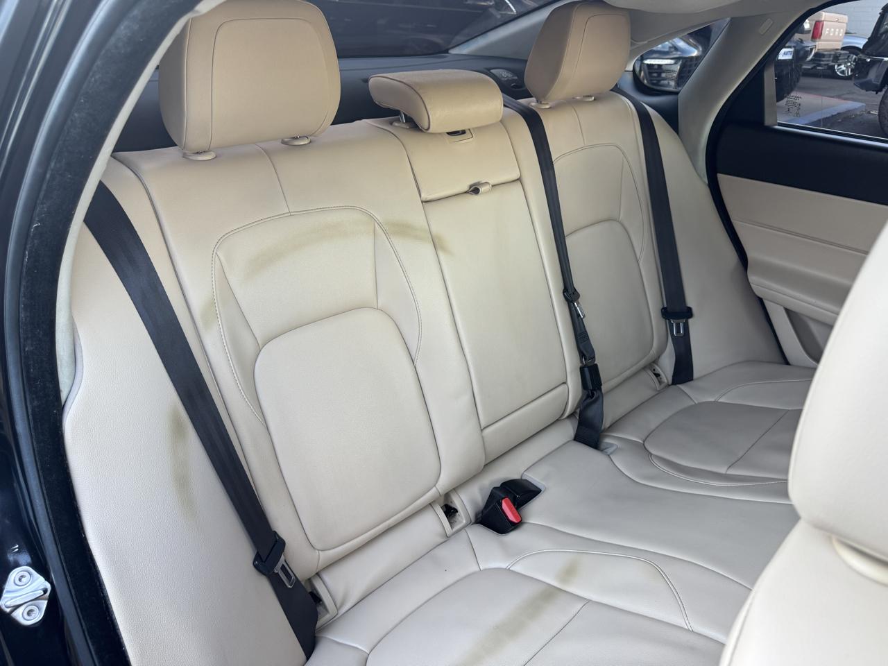 Jaguar XF 4dr Sdn 35t Premium RWD 2016