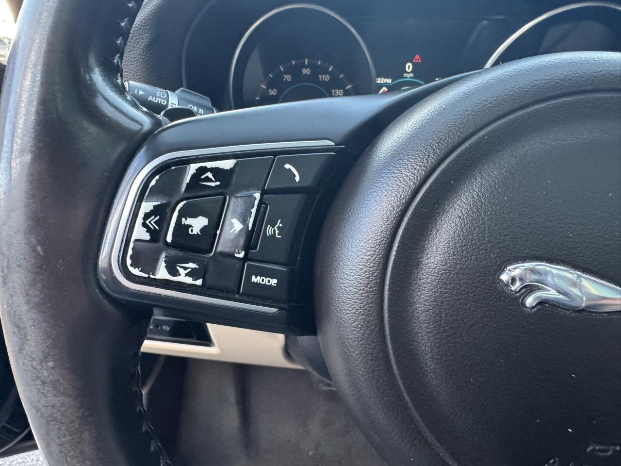 Jaguar XF 4dr Sdn 35t Premium RWD 2016