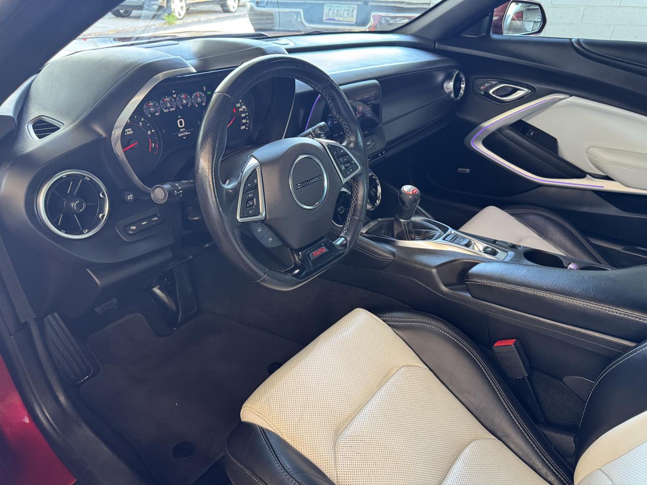 Chevrolet Camaro 2dr Cpe 2SS 2021