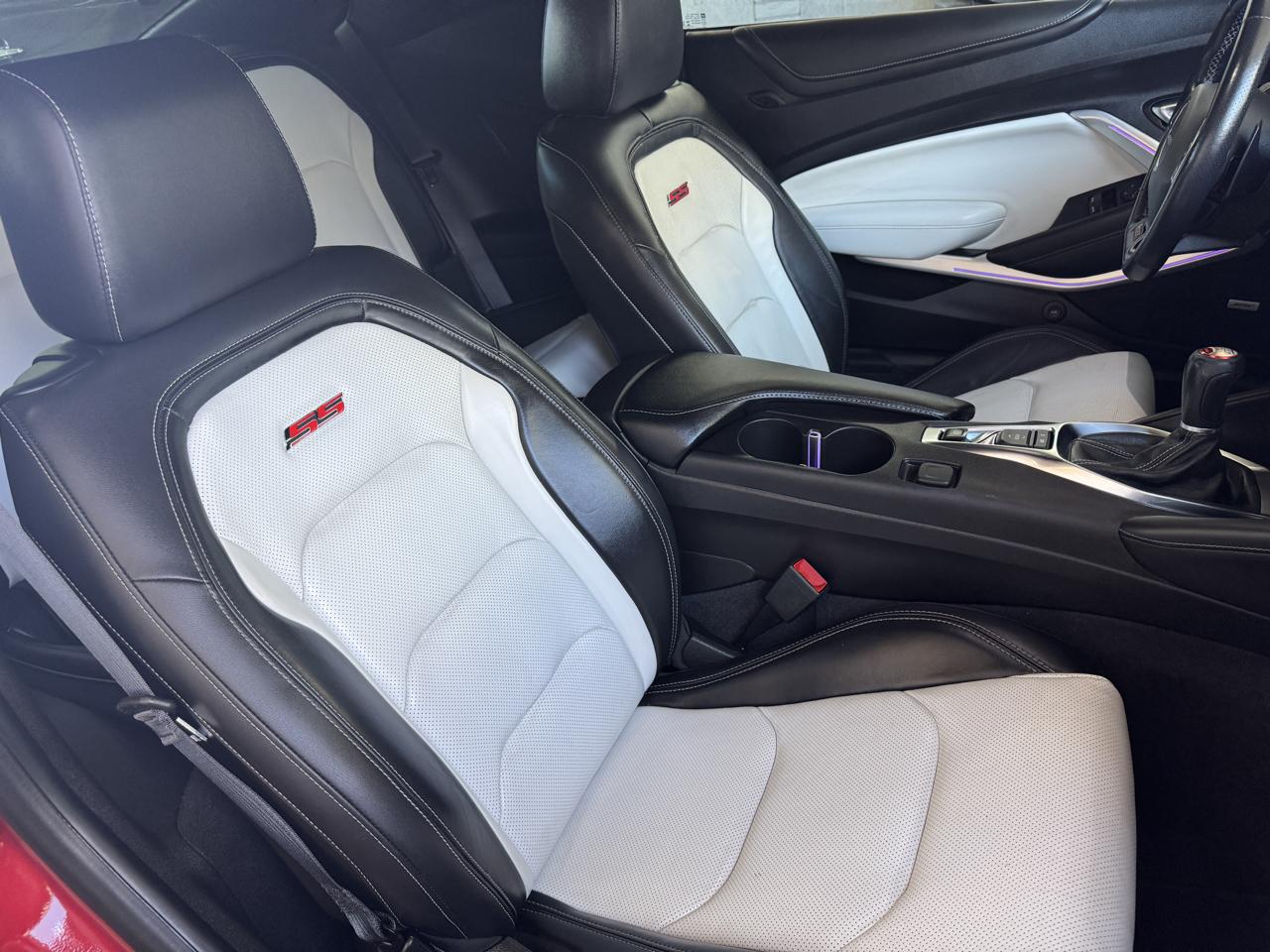 Chevrolet Camaro 2dr Cpe 2SS 2021