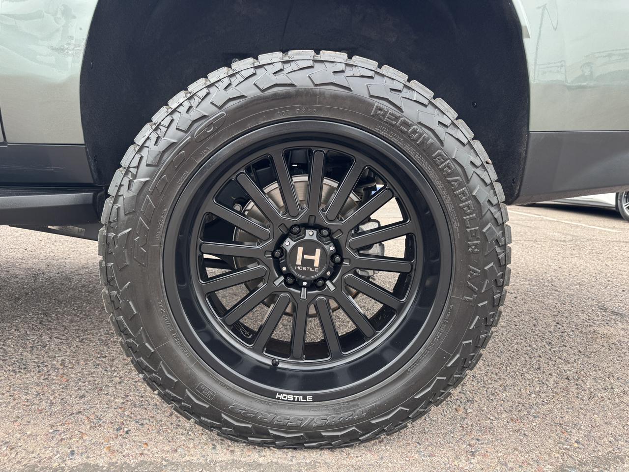 Chevrolet Suburban 4WD 4dr Premier 2023
