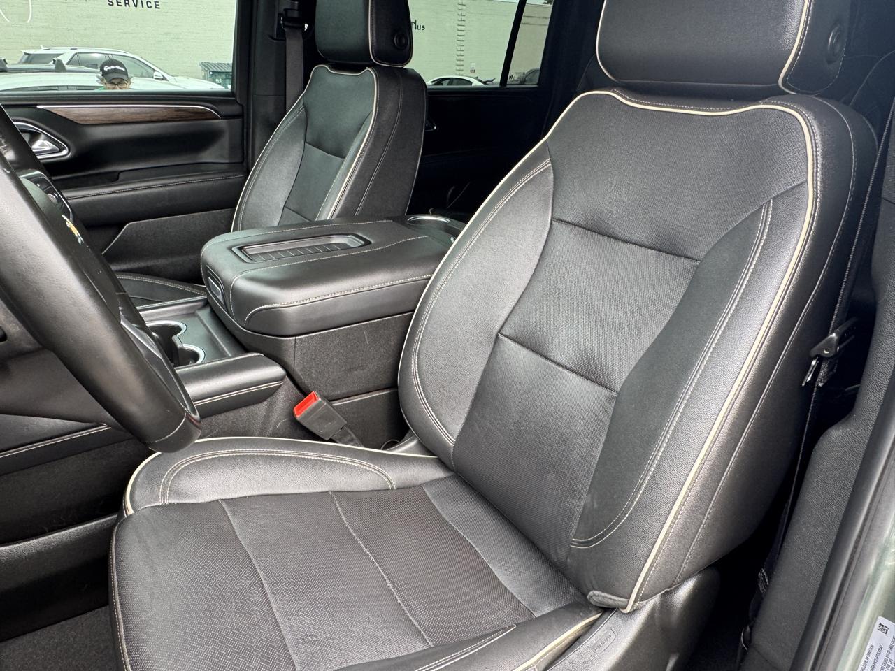 Chevrolet Suburban 4WD 4dr Premier 2023