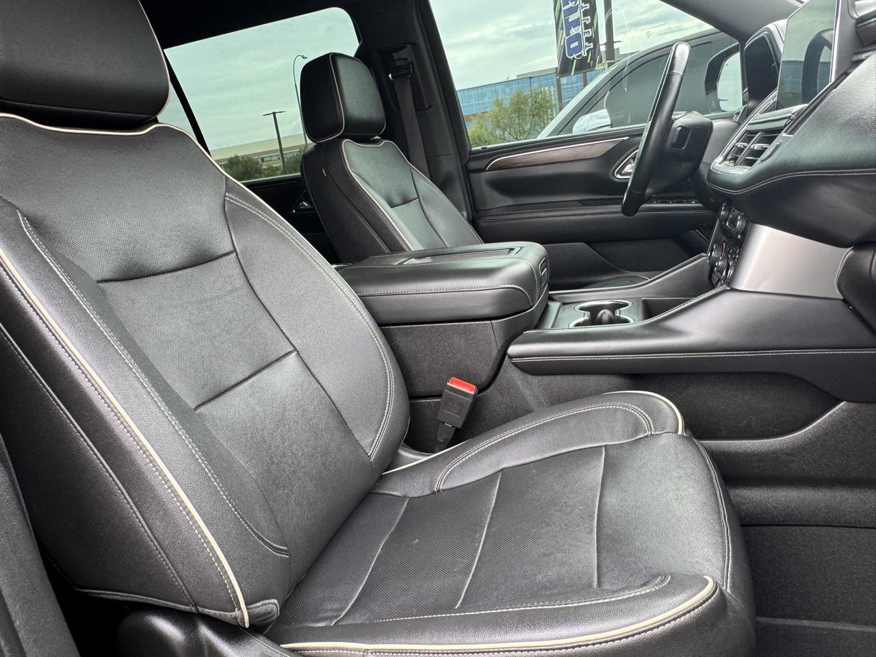 Chevrolet Suburban 4WD 4dr Premier 2023