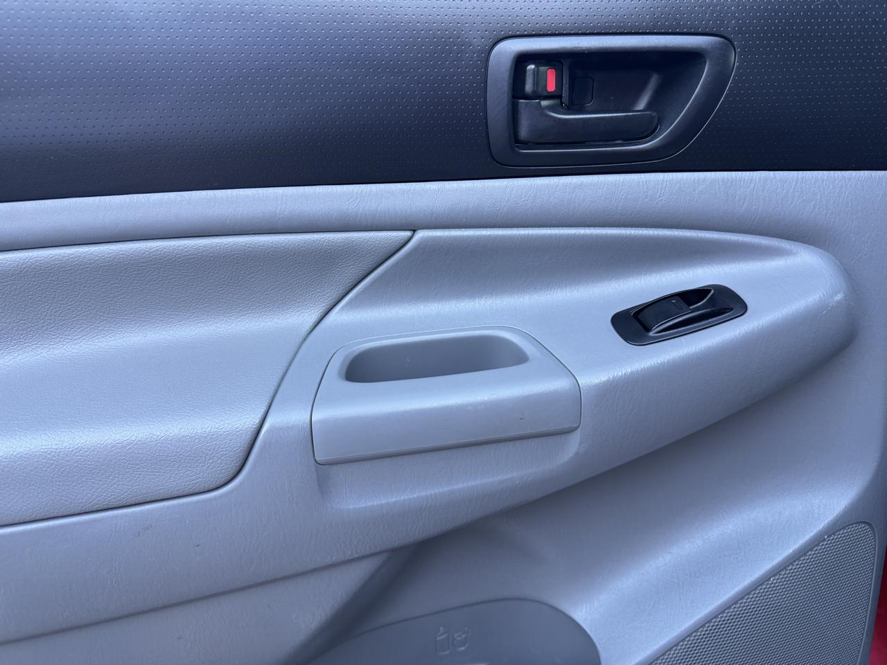 Toyota Tacoma 4WD Double Cab V6 MT (Natl) 2014