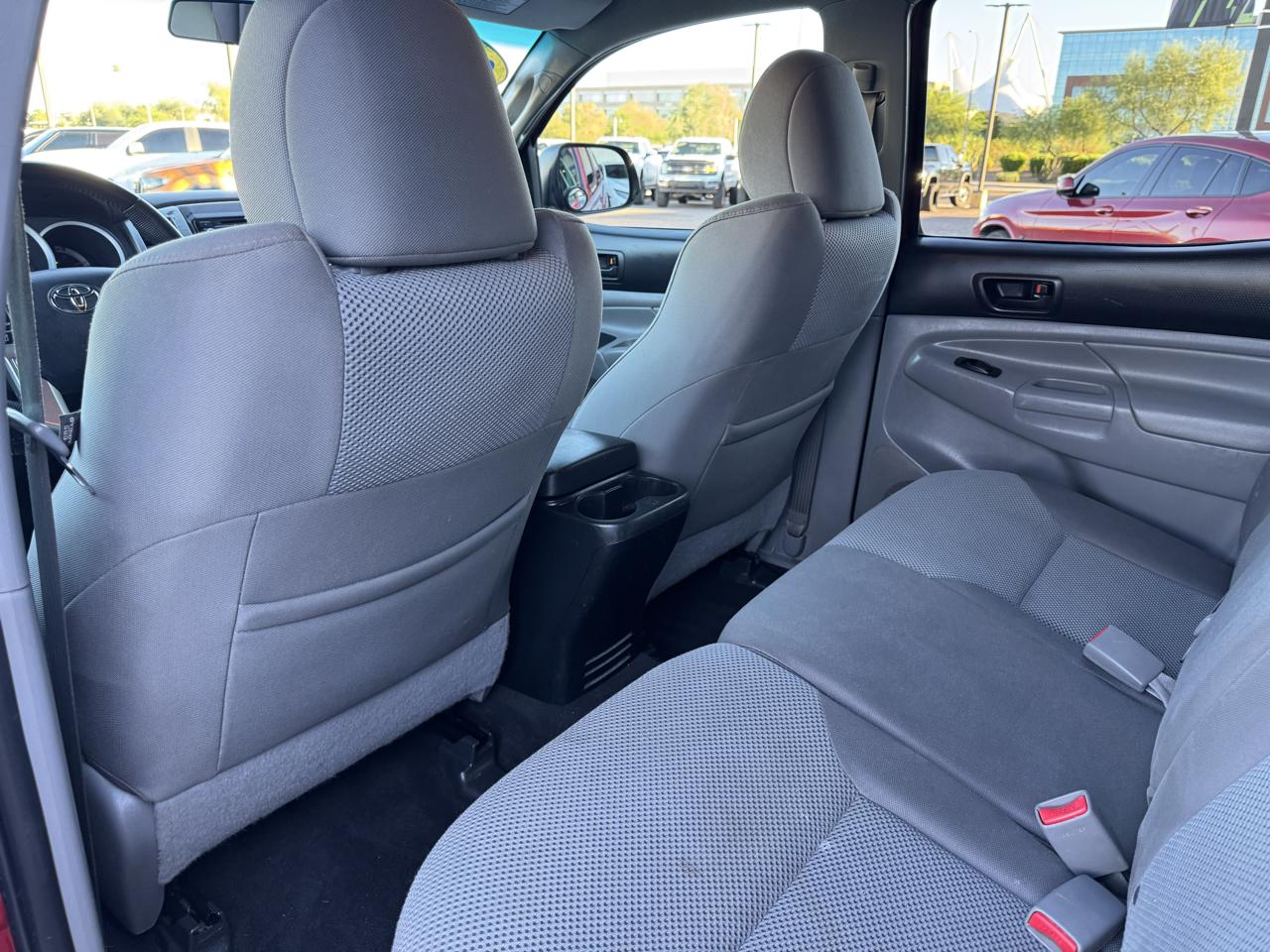 Toyota Tacoma 4WD Double Cab V6 MT (Natl) 2014
