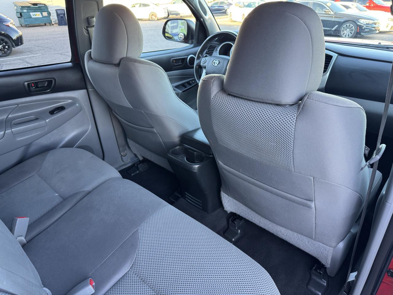 Toyota Tacoma 4WD Double Cab V6 MT (Natl) 2014