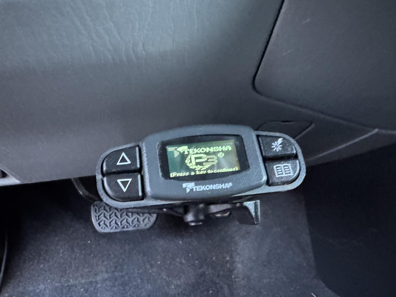 Toyota Tacoma 4WD Double Cab V6 MT (Natl) 2014