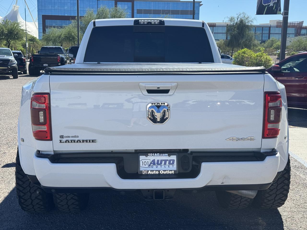 RAM 3500 Laramie 4x4 Mega Cab 6'4" Box 2019