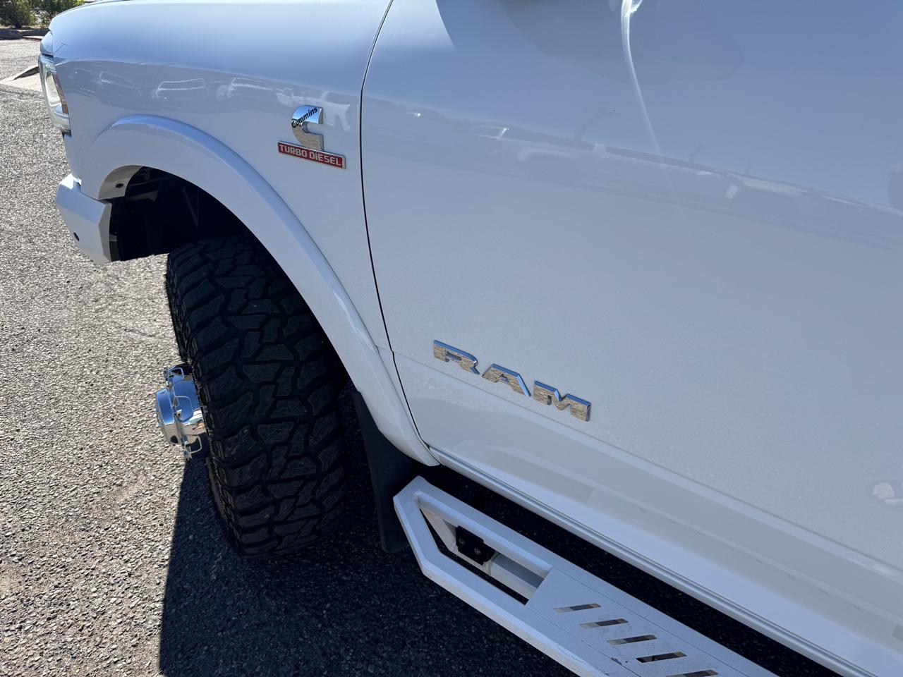 RAM 3500 Laramie 4x4 Mega Cab 6'4" Box 2019