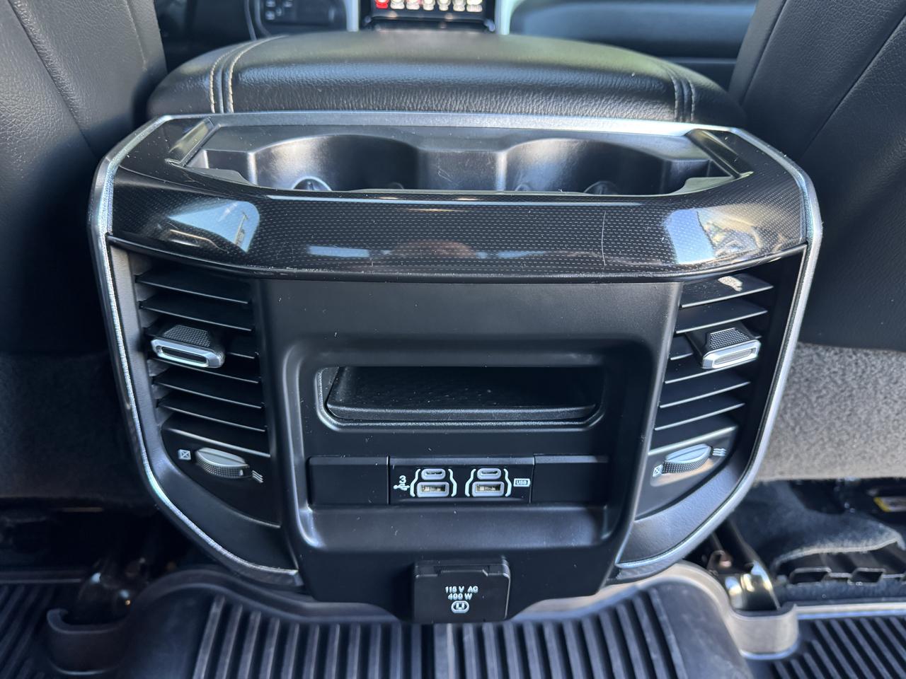 RAM 3500 Laramie 4x4 Mega Cab 6'4" Box 2019