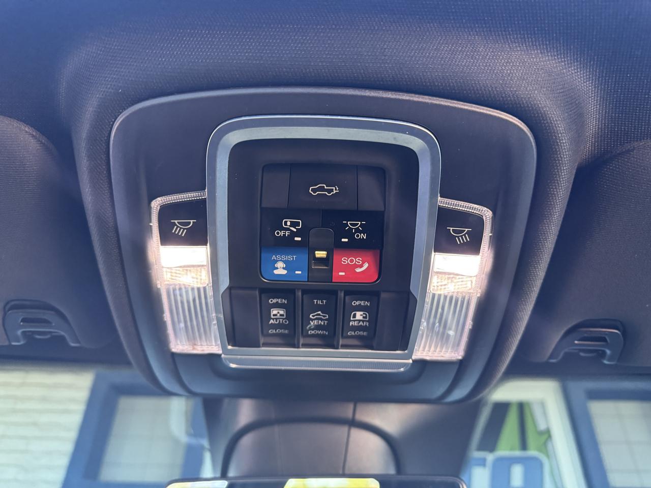 RAM 3500 Laramie 4x4 Mega Cab 6'4" Box 2019