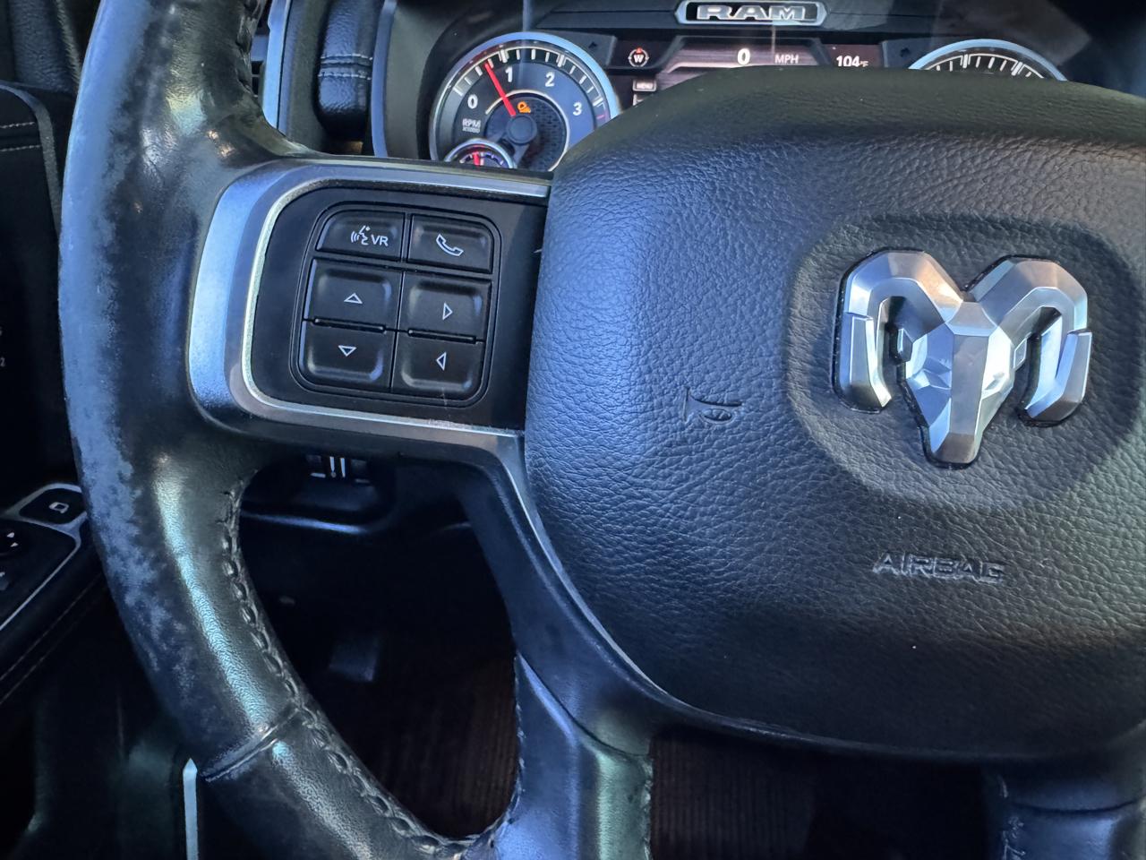 RAM 3500 Laramie 4x4 Mega Cab 6'4" Box 2019