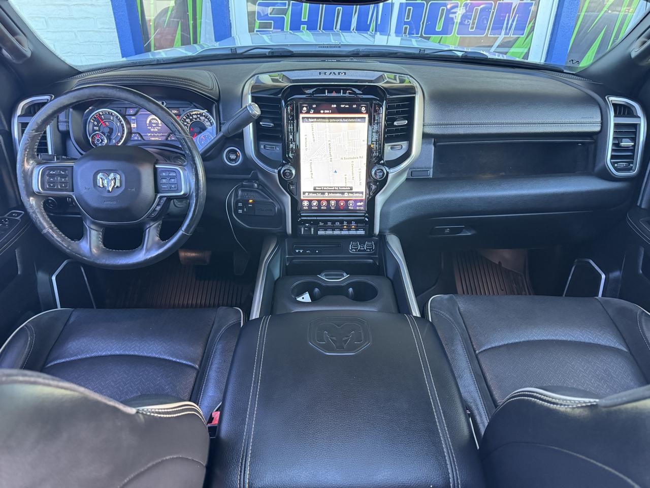 RAM 3500 Laramie 4x4 Mega Cab 6'4" Box 2019