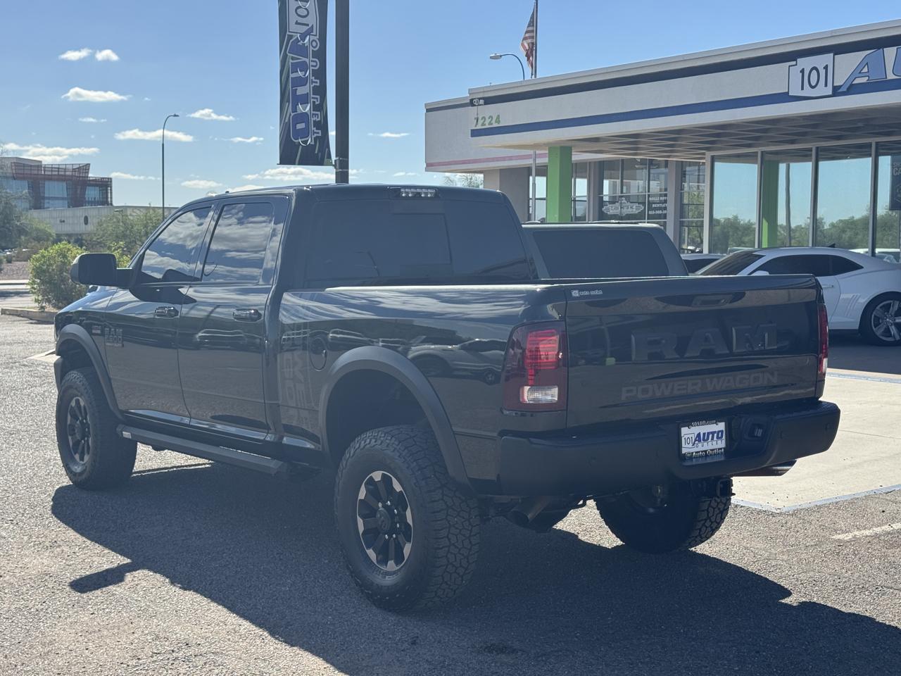 RAM 2500 Power Wagon 4x4 Crew Cab 6'4" Box 2018