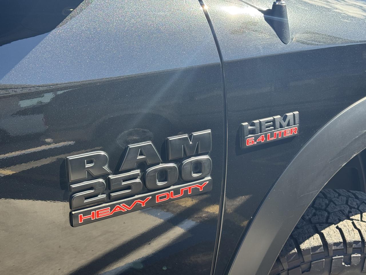 RAM 2500 Power Wagon 4x4 Crew Cab 6'4" Box 2018