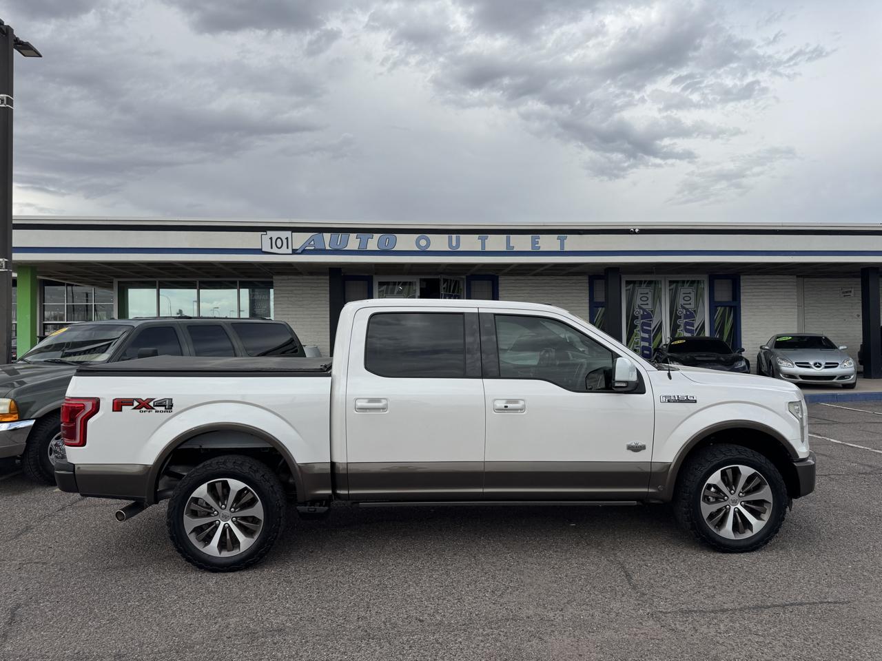 Ford F-150 4WD SuperCrew 145" King Ranch 2015