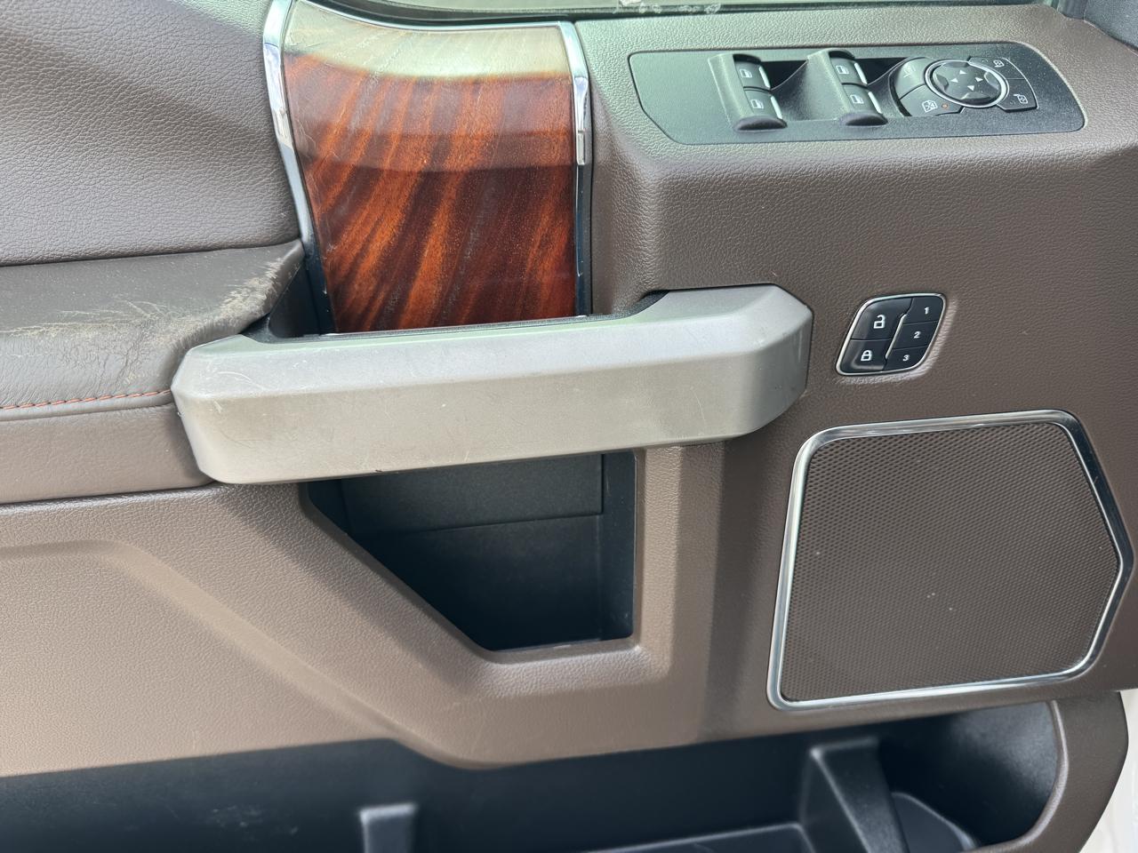 Ford F-150 4WD SuperCrew 145" King Ranch 2015