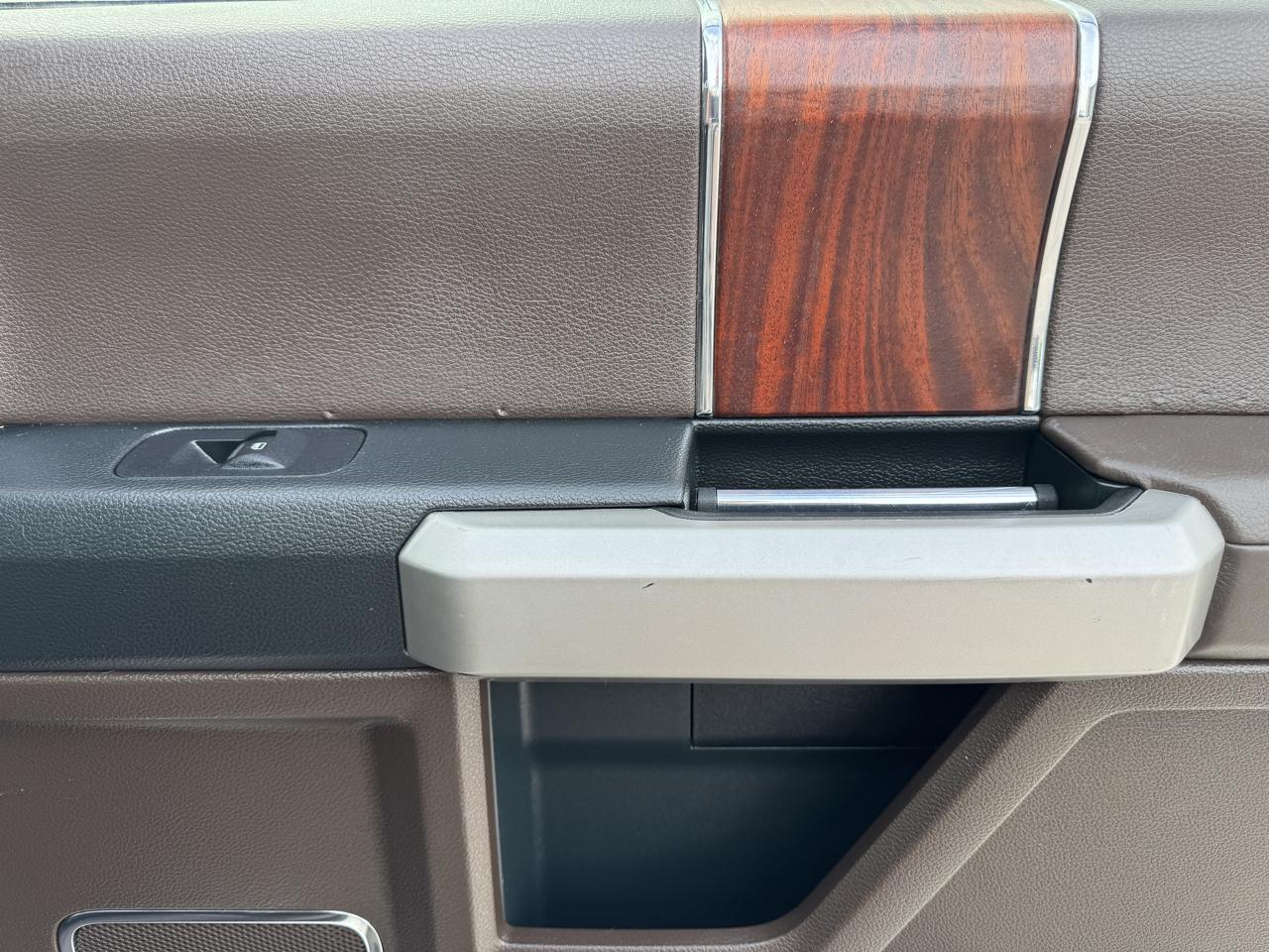 Ford F-150 4WD SuperCrew 145" King Ranch 2015