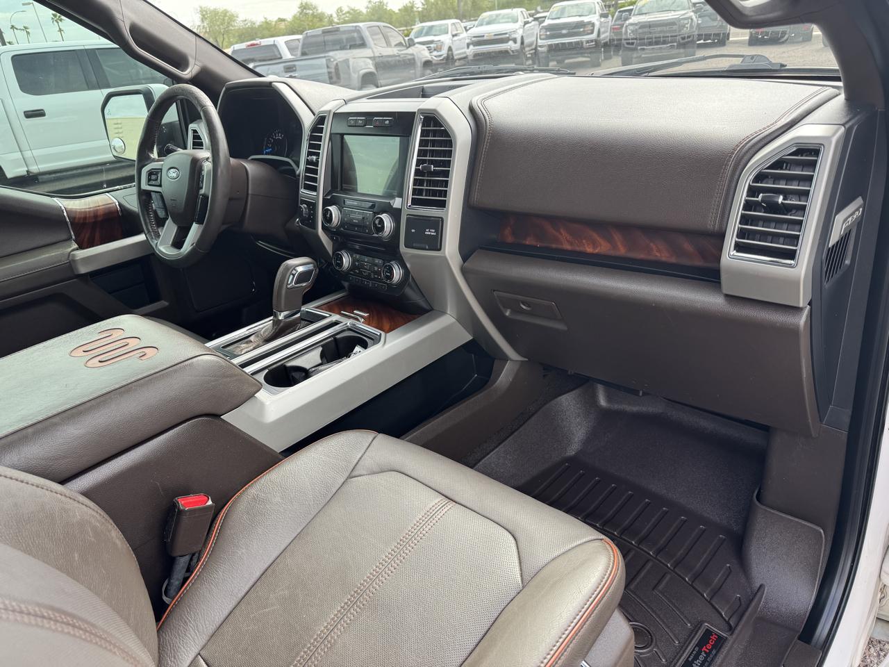 Ford F-150 4WD SuperCrew 145" King Ranch 2015