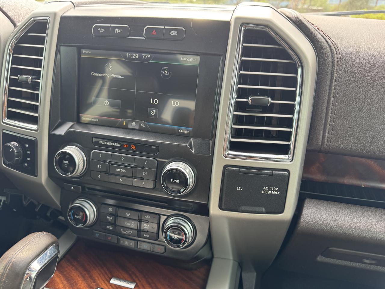 Ford F-150 4WD SuperCrew 145" King Ranch 2015
