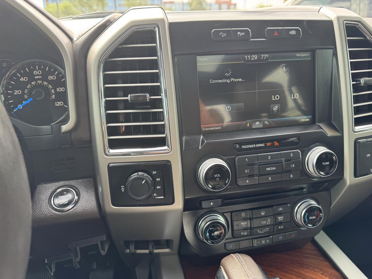 Ford F-150 4WD SuperCrew 145" King Ranch 2015