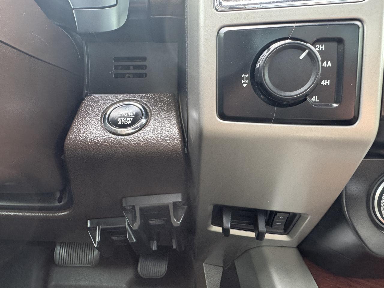Ford F-150 4WD SuperCrew 145" King Ranch 2015