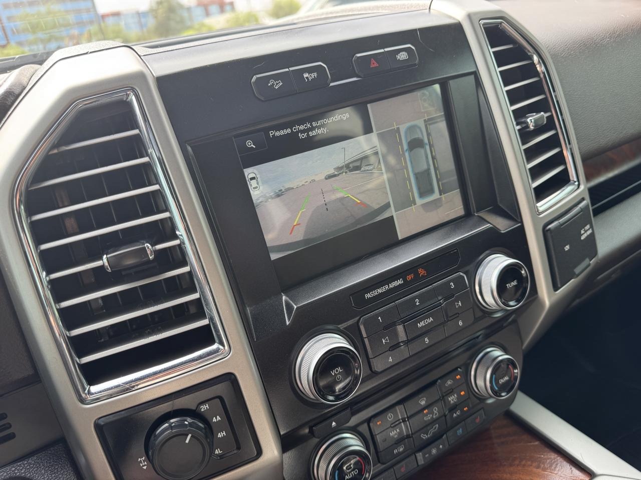 Ford F-150 4WD SuperCrew 145" King Ranch 2015