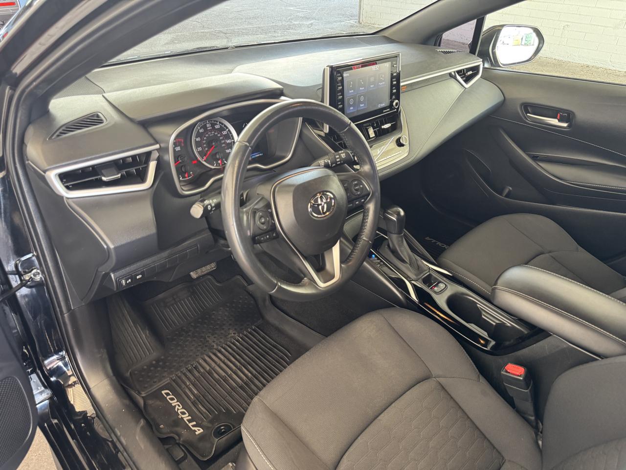 Toyota Corolla Hatchback SE CVT (Natl) 2022