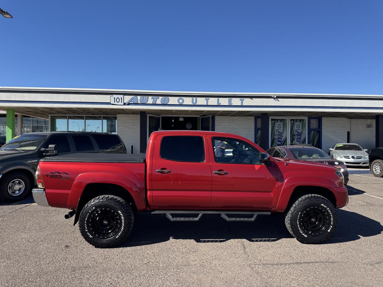 Toyota Tacoma 4WD Double Cab LB V6 AT TRD Off Road (Natl) 2015