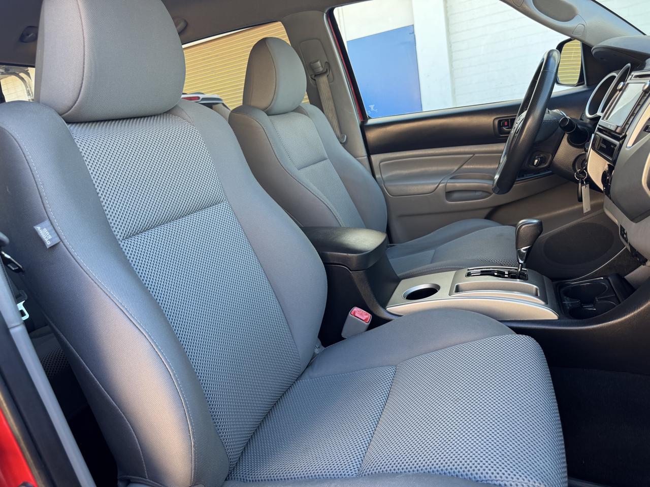Toyota Tacoma 4WD Double Cab LB V6 AT TRD Off Road (Natl) 2015