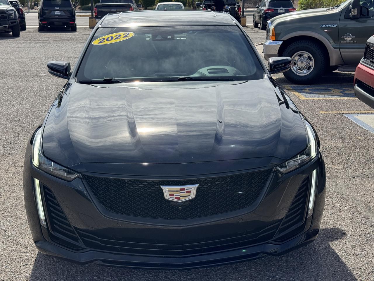 Cadillac CT5 4dr Sdn Premium Luxury 2022