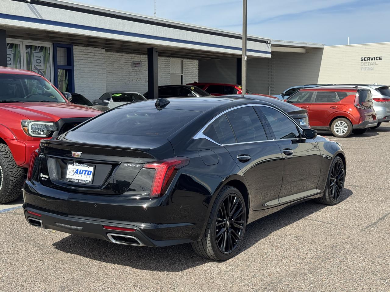 Cadillac CT5 4dr Sdn Premium Luxury 2022