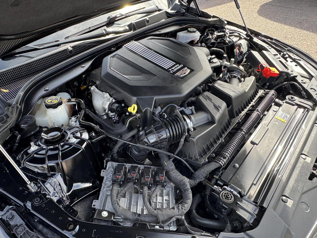 Cadillac CT5 4dr Sdn Premium Luxury 2022