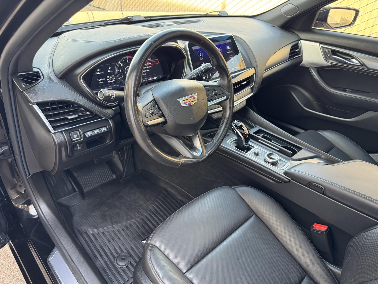 Cadillac CT5 4dr Sdn Premium Luxury 2022