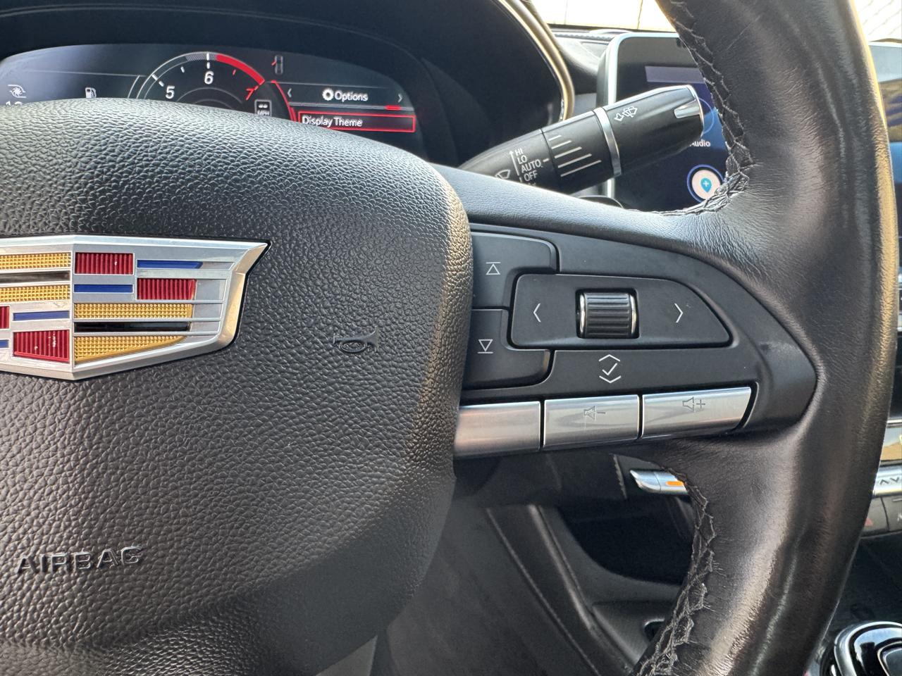 Cadillac CT5 4dr Sdn Premium Luxury 2022