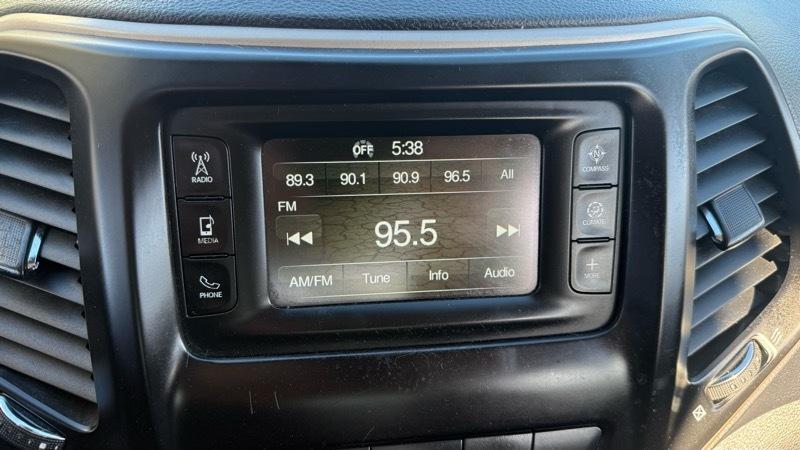 Jeep Cherokee Latitude 4WD 2014