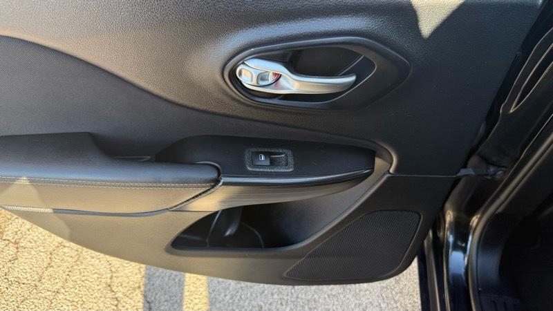 Jeep Cherokee Latitude 4WD 2014