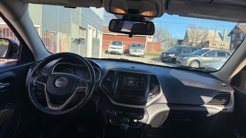 Jeep Cherokee Latitude 4WD 2014