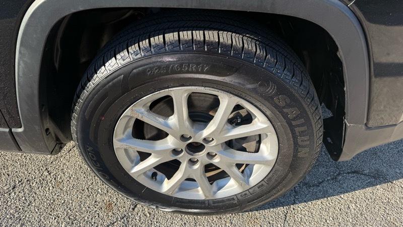 Jeep Cherokee Latitude 4WD 2014