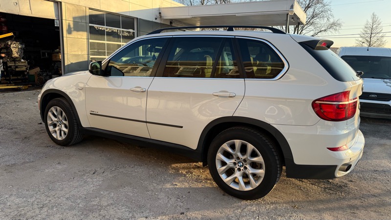 BMW X5 xDrive35i 2013