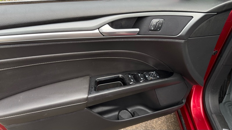 Ford Fusion Titanium 2013