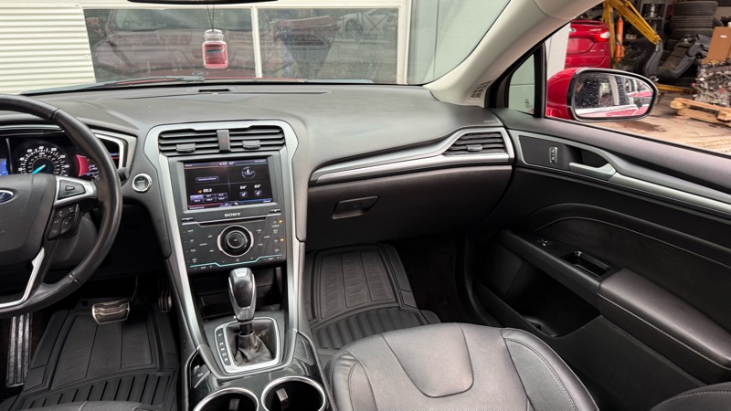 Ford Fusion Titanium 2013