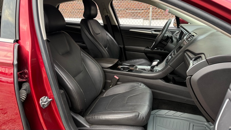 Ford Fusion Titanium 2013