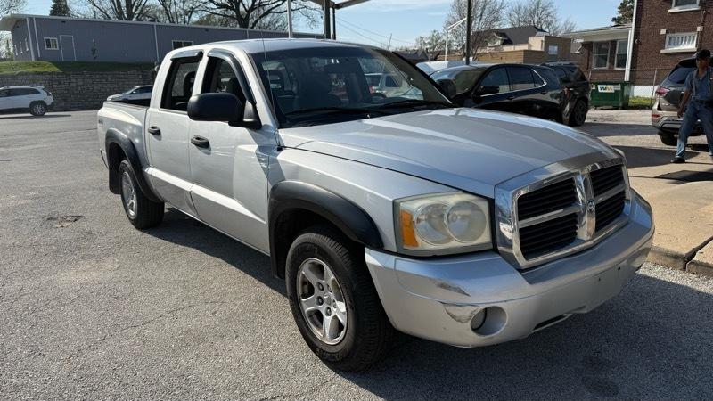 Dodge Dakota SLT Quad Cab 4WD 2006