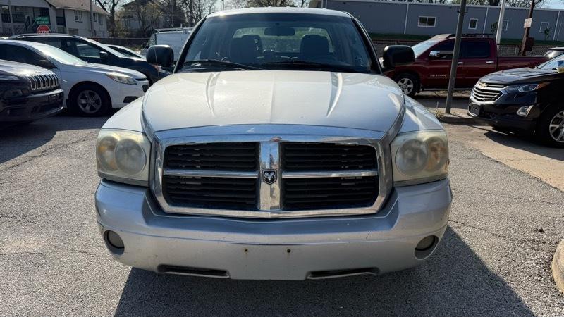 Dodge Dakota SLT Quad Cab 4WD 2006
