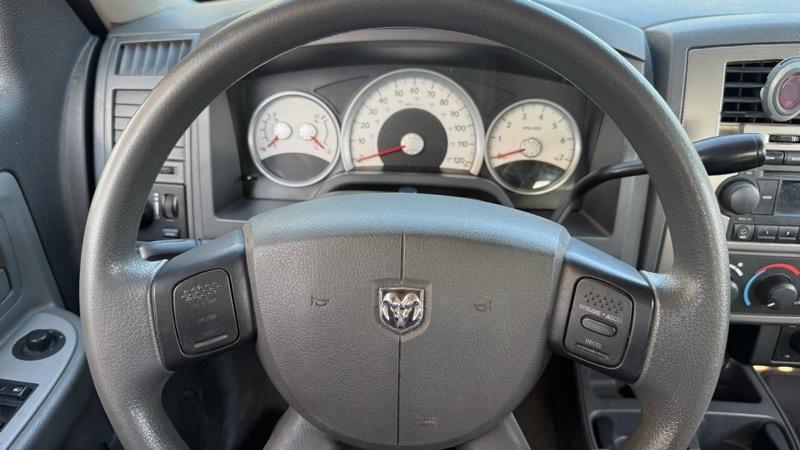 Dodge Dakota SLT Quad Cab 4WD 2006