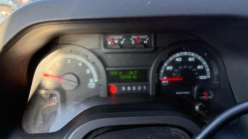 Ford Econoline E-250 2009