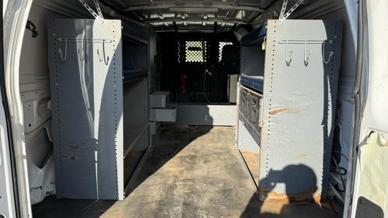 Ford Econoline E-250 2009