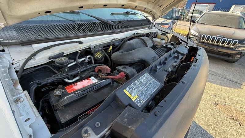 Ford Econoline E-250 2009