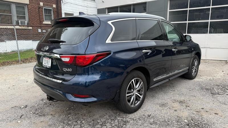 Infiniti QX60 Base AWD 2017